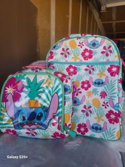 Mochila y lonchera de stitch
