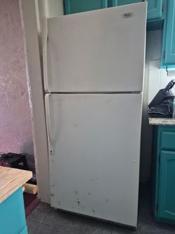 GE fridge -all works. OBO