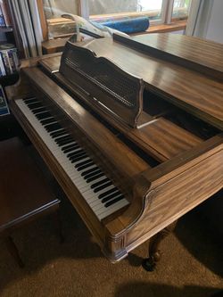 Grand piano