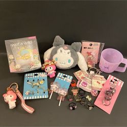 Brand New My Melody And Hello Kitty Bundle 