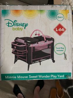 Minnie Mouse sweet wonder play yard