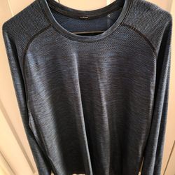 Lululemon XL men's Long Sleeve 