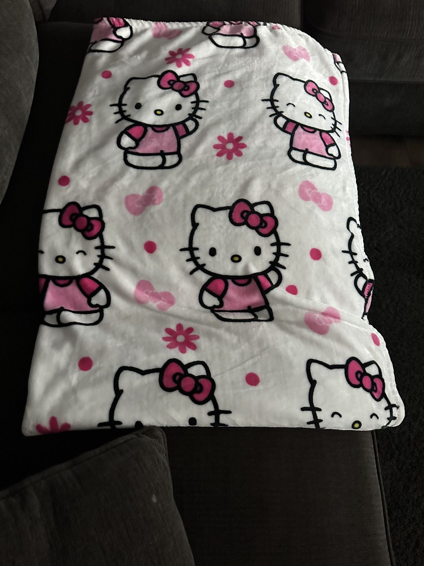 Hello Kitty Blanket