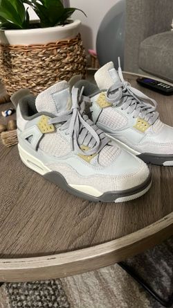 Jordan 4 retro SE