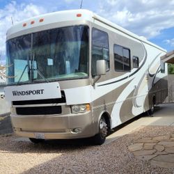 2004 FLEETWOOD PACE ARROW