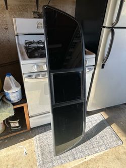 2010. Toyota tacoma. Rear window. Parts