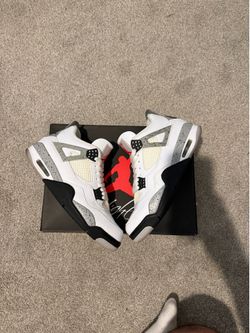 Jordan 4 white cement 2016 size 9.5