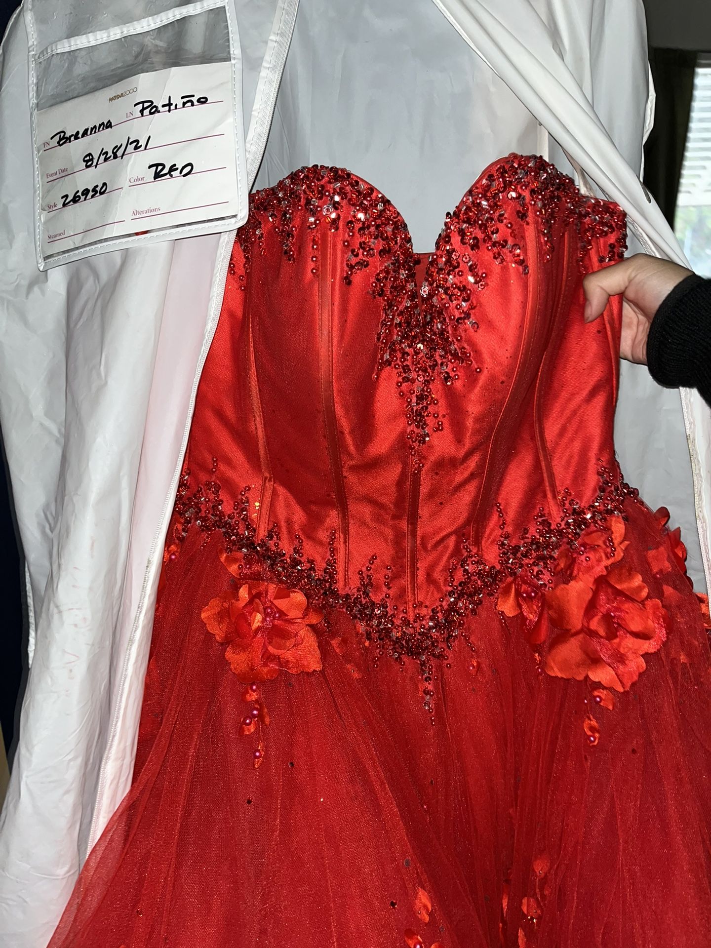 Red quince dress - www.disolcolor.com