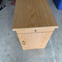 Nightstand / Table