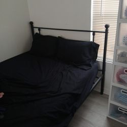 Full-Sized Black Metal Bed