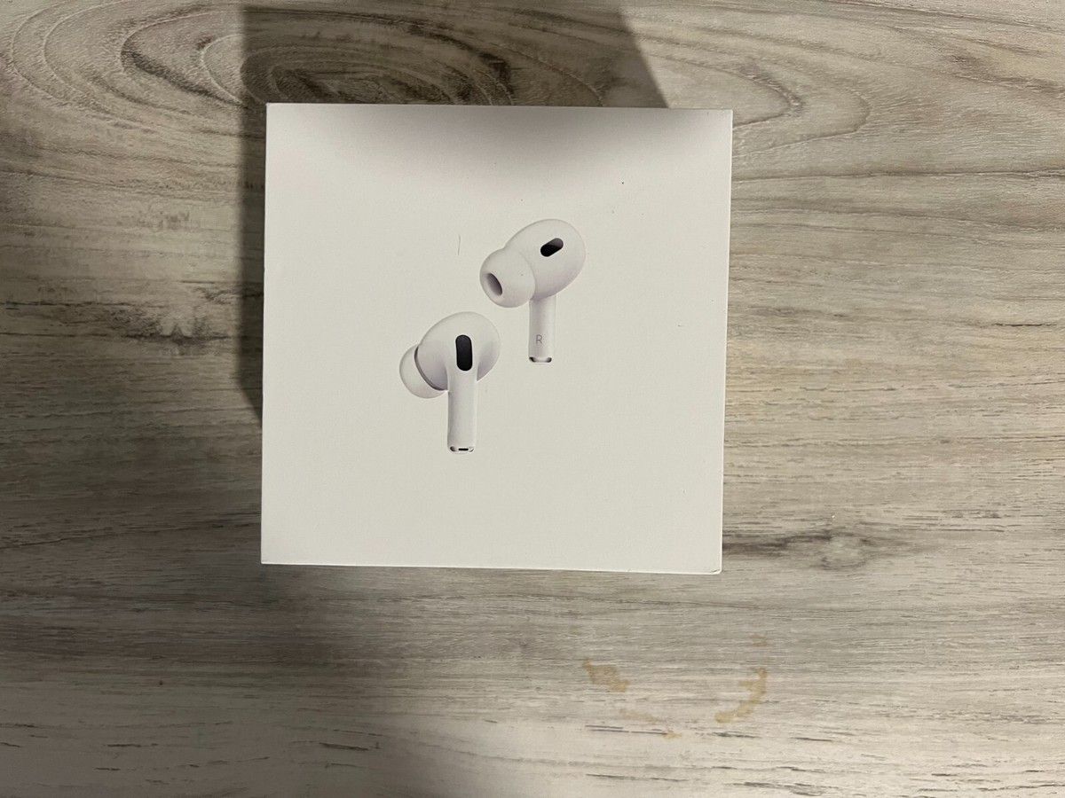 Earbuds
