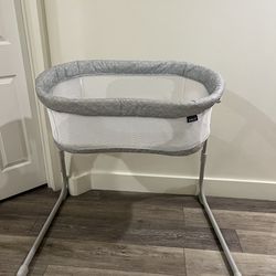 Halo bassinet $80 OBO