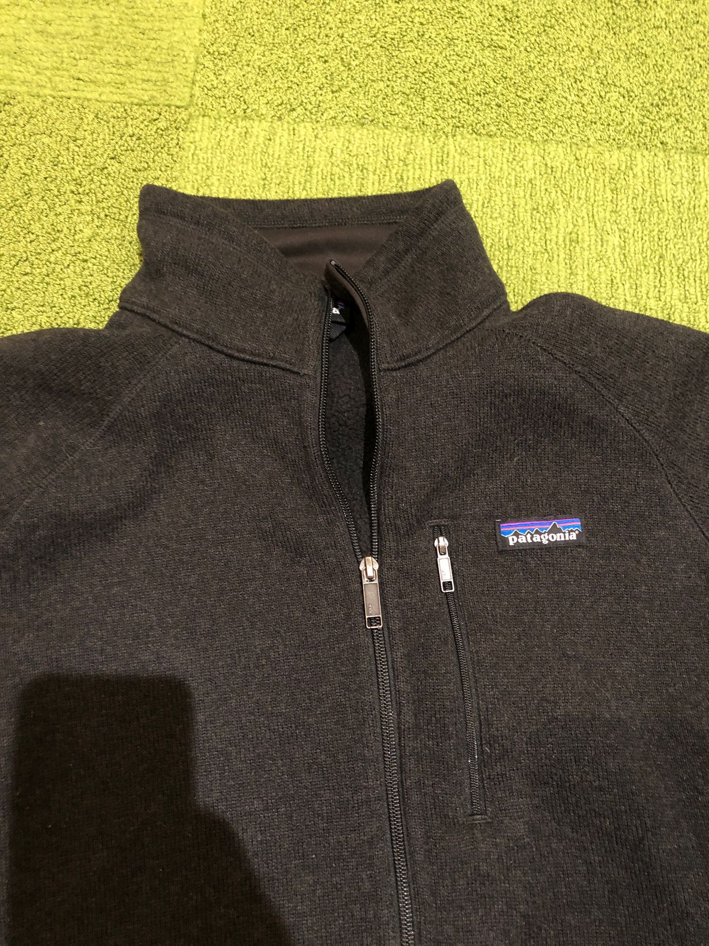 Large men’s Patagonia fleece black