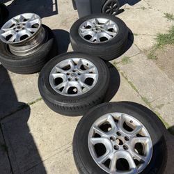 Tires for 2005 Toyota Sienna