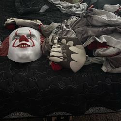 Halloween Outfit Penny Wise Price:10-15$for Kids