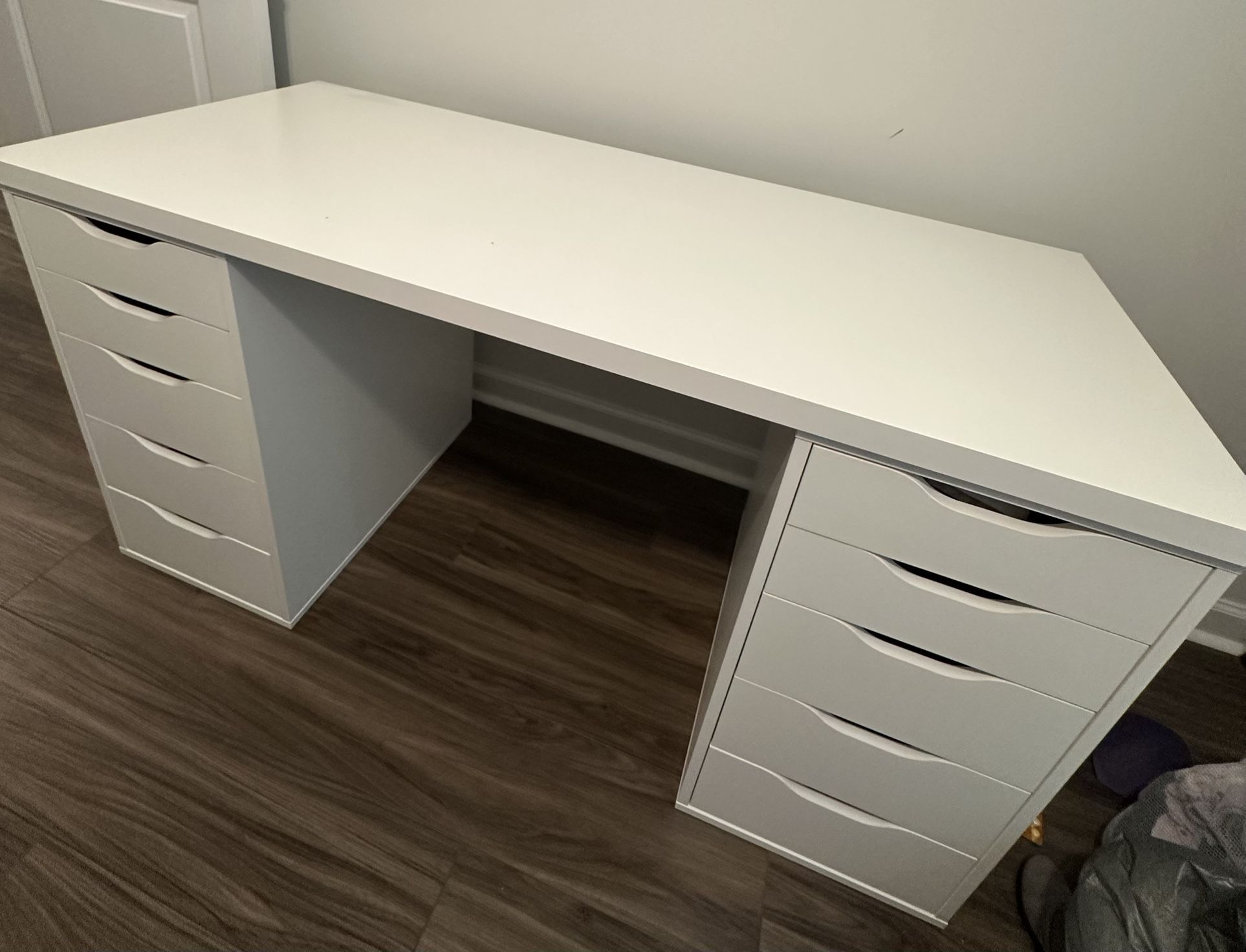 LAGKAPTEN / ALEX Desk