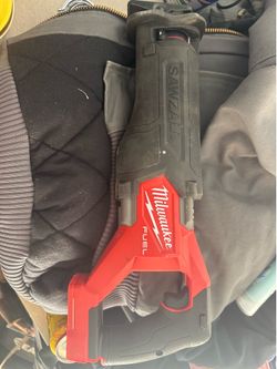 Milwaukee m18 sawzall