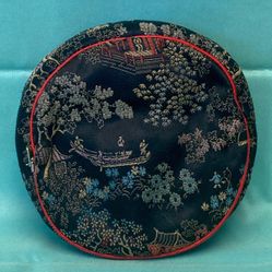 Vintage Mele jewelry or travel pouch set brocade Asian design satin 2 pieces 