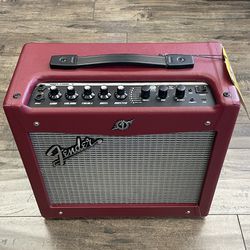 Fender Mustang 1 V2 Wine Red Limited Edition Guitar Amplifier 
