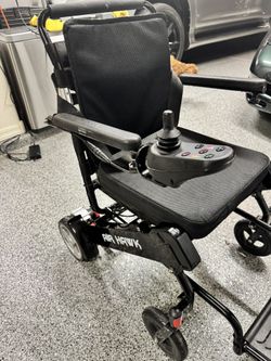 Air Hawk Foldable Electric Power Wheelchair