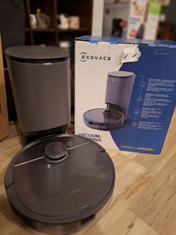 PRICE DROP - 185.00!! SLIGHTLY USED: ECOVACS Robot Vacuum with Box with EXTRAS (see description) - CASH ONLY, PUBLIC MEET