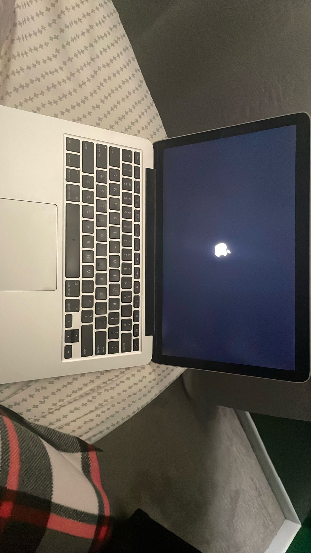 2015 MacBook Pro (not set up) (comes with charger)