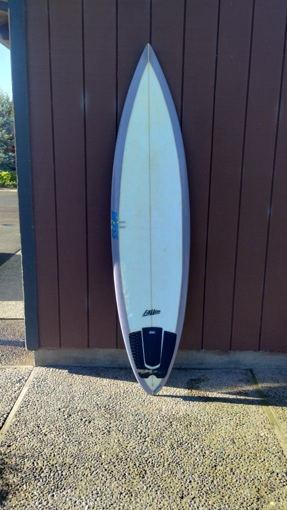 Surfboard 7'4" Semi Gun 