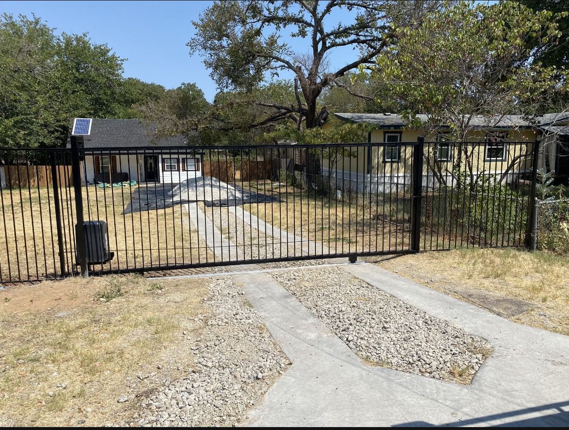 Iron Fence for Sale in Red Oak, TX OfferUp