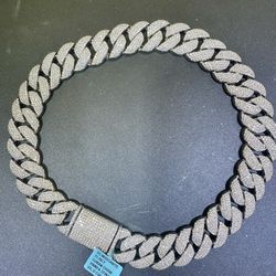 Cuban Chain Bust Down