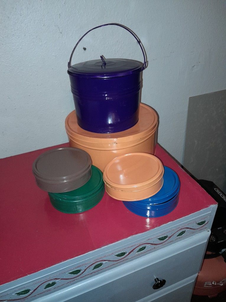 storage tin containers
