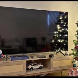 Samsung 65” TU69OT UHD 4K Smart Tv