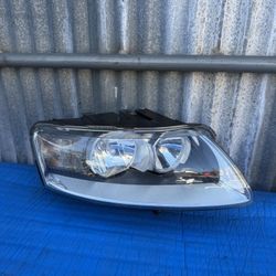 2005 2006 2007 2008 2009 2010 2011 Audi A6 Right Passenger Side Halogen Headlight OEM (WITH BULBS)(CON FOCOS)