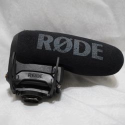 RØDE VideoMic PRO