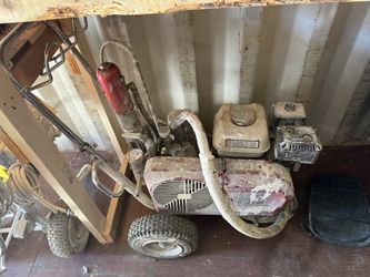 Titan 8900 Paint Sprayer