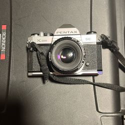 Pentax K1000 SE SLR Analog Camera With 50mm 1:2 Lens