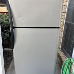 Refrigerator Frigidaire