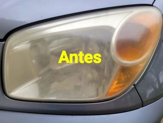 Limpio faros de carros que estén amarillos y opacos quedan claritos y brillantes voy a domicilio y a su trabajo estoy disponible todos los días 