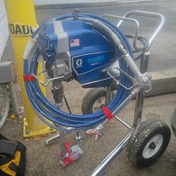 Graco Pro210es True Airless Pain Spreyer 