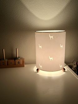 Kids Table Lamp 🦙