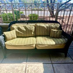 Black Wicker Couch 