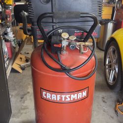 Craftsman 6 HP 30  Gallon Air Compressor 