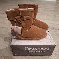 Girl's BEARPAW boots size 3 NEW WITH BOX