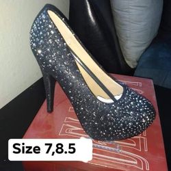 New women’s shoes available in size 7, 8.5