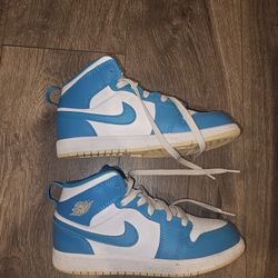 Nike Air Jordan 1 Mid Shoes "Aquatone" White Celestial Gold DQ8426-400
