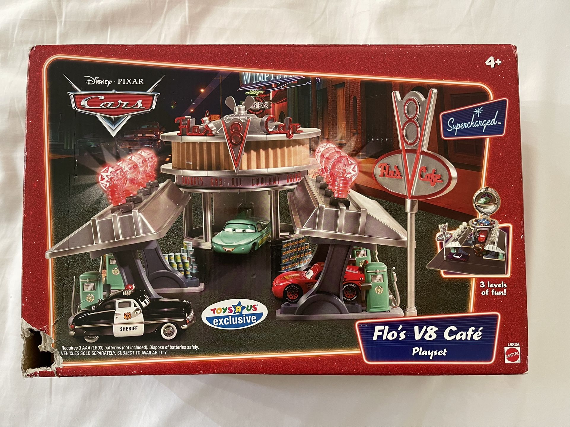 Disney Pixar Cars Flo's V8 Cafe Playset for Sale in Irwindale, CA