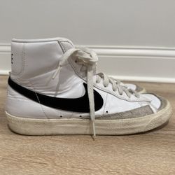 Nike Men’s Blazer Size 9.5 