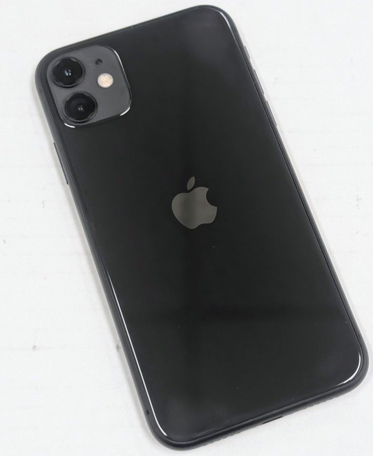 NEW iPhone 11 Black Unlocked for ANY Carrier SIM Card USA Mexico Worldwide