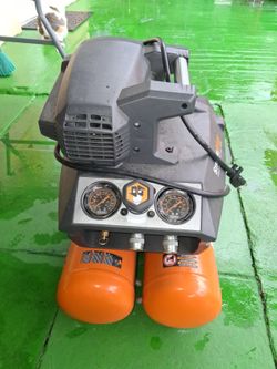 Air compressor