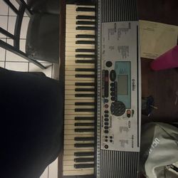 Yamaha PSR-225GM
