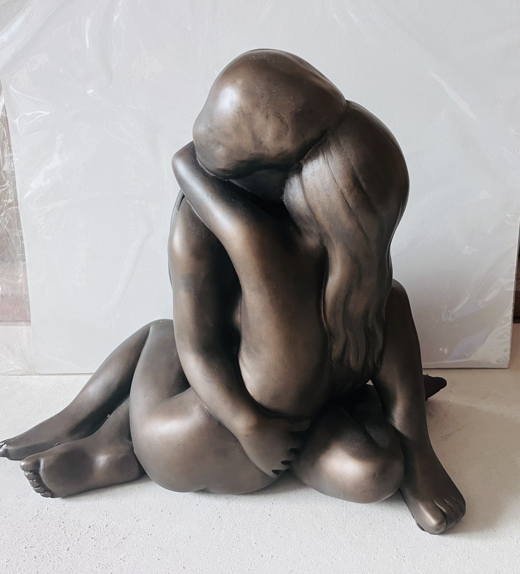 Vintage Leonardo Artworks 1968 plaster bronze finish sculpture entwined lovers